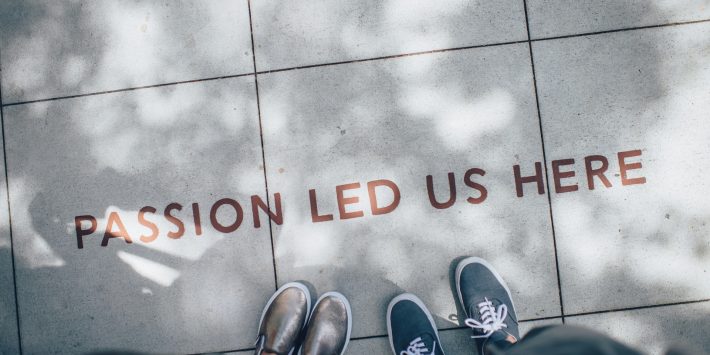 一问吓一跳！Q小治智能连我们的未来走向都答清楚了