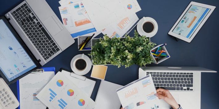 AI黑科技来袭！商业智能从“看数据”到“赢未来”的大逆转