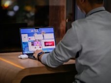 新质生产力风口下，DeepSeek如何成为政企的“AI外挂”？