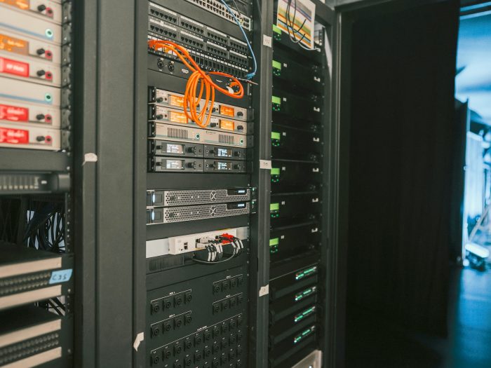 谁在领跑？2025年我国数据库市场趋势和产业图谱全解析