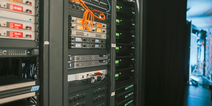 谁在领跑？2025年我国数据库市场趋势和产业图谱全解析